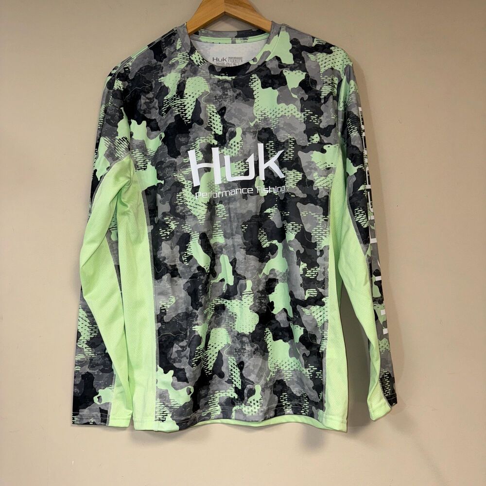 HUK Performance Fishing Shirt Mens S Green Camo Lightweight Long Sleeve UPF 50+